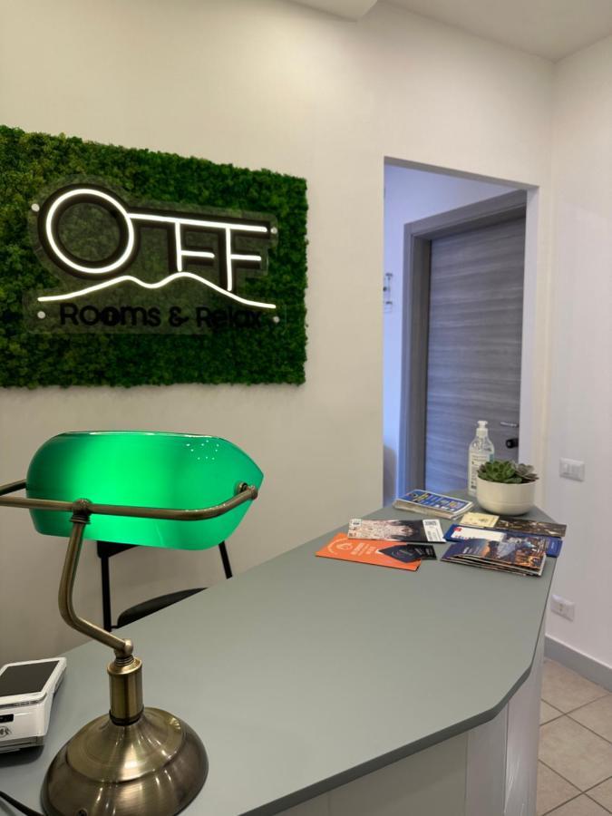 B&B Off Rooms And Relax 나폴리 외부 사진